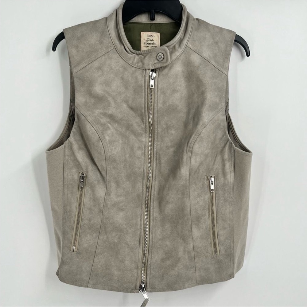 We The Free Sweeney Vegan Vest NWOT Size M